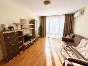 Marina Sunny Apartment