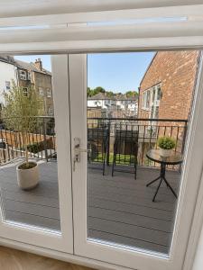 Cosy 2 bed Apartment sleeps 5 Lewisham
