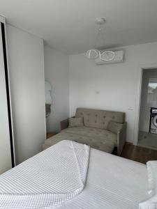 Jennys apartment
