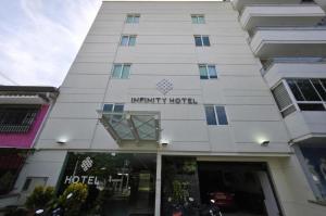 Infinity Hotel
