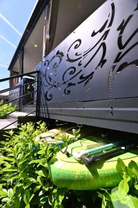 L&A Mobile House