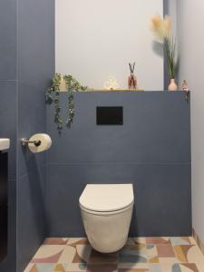 Blue Breeze Apartment