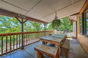 Kings River Estate | House, Cabin & Airstream