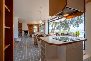 Sea Pearl Beach Front Villa Tolo