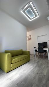 SeaWave - 2 bedroom apt with terrace close to beach!