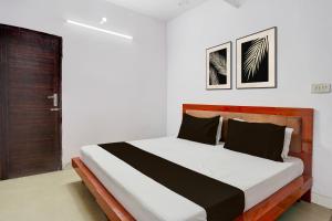 Hotel O The Palm Leaf