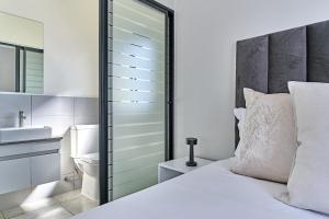 Stylish 1-Bedroom Luxury Apartment