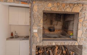 House Veronika
