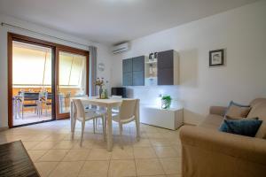 Sardinia Re - Maria Pia Beach Apartment