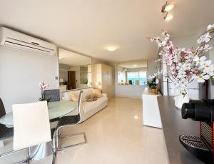 Beautiful beachfront apartment