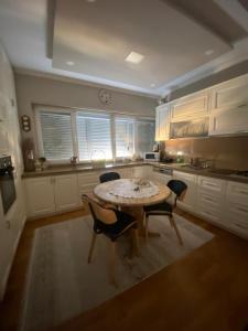 Mint Center Apartment