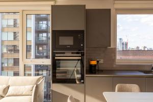 Heavenly Heights : Shard Views & Comfort