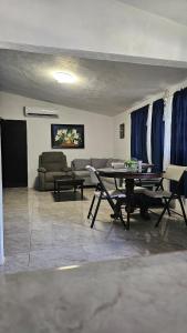 Villa Privada 1200m2 Laguna a Pasos Pet Friendly