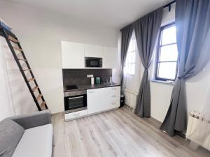 Apartmán č4 Tomkova 142 Centrum HK