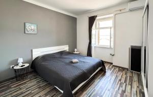Awesome Home In Vrbnik With Wifi