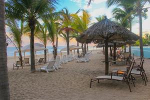 Bay View Grand Marina Villa- private pool