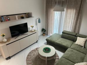 Salt & Sun Apartment