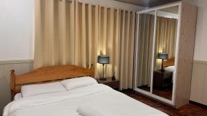 The CloudPod Baguio 3BR with Balcony at Mines View
