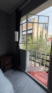 Spacious Oasis with Balcony in Roma Norte