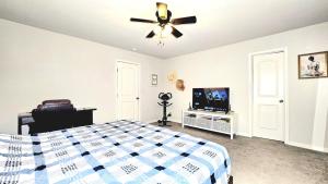Luxury Beach and Golf Villa in Prime Location