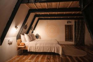 Eco-Friendly A-Frame Cabin 10min to NungwiSpacious A-Frame Retreat Cabin in Zanz
