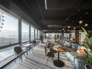 Qiandao Lake SSAW Yintai Boutique Hotel Qiandao Lake Hotel lobby