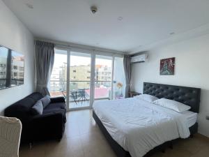 Centara center studio room