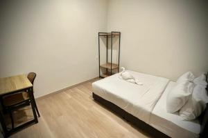 Swing & Pillows - The Earth, Bukit Jalil