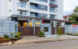 Modern 1br Lavington behind junction mall - Pool and Gym