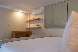 New 1 BR Loft Studio in Pantai Lima Pererenan 5 Min to Canggu