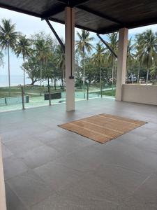 Villa Tepi Laut