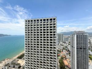 Gold Coast Luxury Apartment