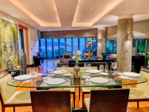 Kata Grand Seaview Penthouse Rare 350sqm Retreat