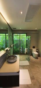 Comfortable 4 bedrooms pool villa