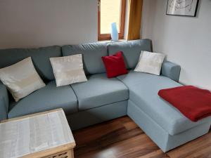 Kleine Wohnung auf dem Hühnerhof im Stadtbusbereich