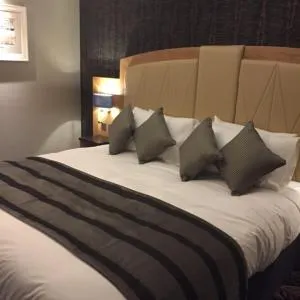 The Bell Hotel Aylesbury - 阿斯顿克林顿