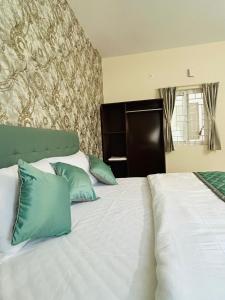 GK STAYS Rooms on Hennur Road