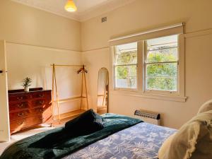 Historical Hundleby Cottage - Walk to Town