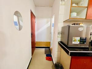 1BDM Aptmt Free Wifi,TV, NETFLIX,FRIDGE,KITCHEN-busy area