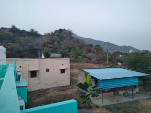 Sri Girivalam guest House and Home stay