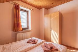House Fortin With Sauna Near Bloke Lake - Happy Rentals