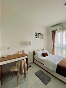 Sky House Hotel-Style Bed IKEA 5min