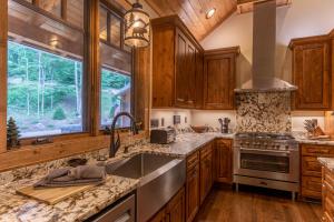 Bear Creek Cabin at Eagles Nest