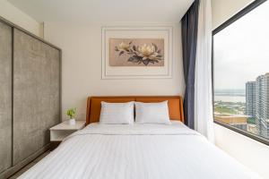 Landmark Luxury Suite, Full Amenities & Ho Chi Minh City View