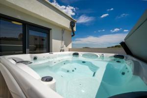 BLIK Sea view family apartment