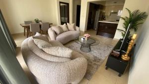 Elegant Pearl-Apt, Venetian Piazza & Marina Views