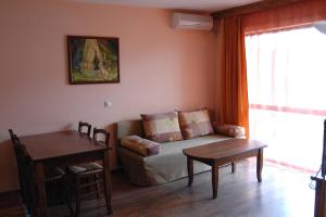 Condo Hotel Valentina