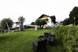 Hölzlhof - 佩尔卡