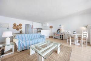 Apartment with Terrace in Prainha Resort, A short 200-meter walk to the beach, by QoZzy