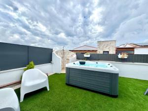 Joy Collection Villa with Jacuzzi img35